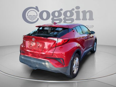 Used 2020 Toyota C-HR LE FWD image 8