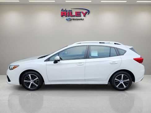 Used 2022 Subaru Impreza 2.0i Premium AWD/4WD image 2