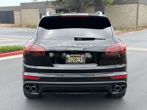 Used 2016 Porsche Cayenne S AWD/4WD image 8