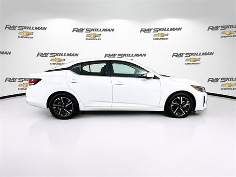 Used 2024 Nissan Sentra SV image 8