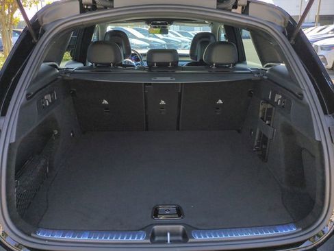 Used 2026 Mercedes-Benz GLC 300 image 13