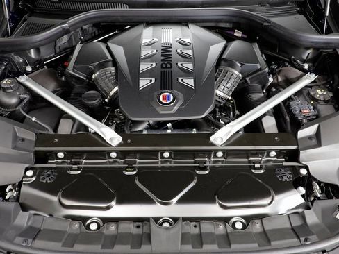 New 2026 BMW ALPINA XB7 AWD/4WD image 29