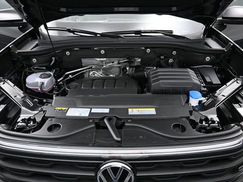 New 2026 Volkswagen Atlas Cross Sport SE AWD/4WD image 15