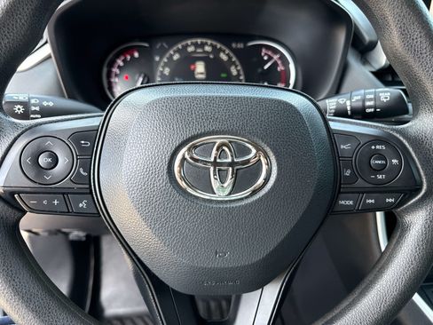 Used 2024 Toyota RAV4 XLE AWD/4WD image 23