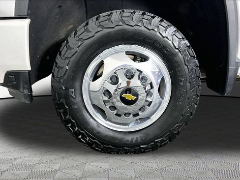 Used 2021 Chevrolet Silverado 3500 High Country AWD/4WD image 31
