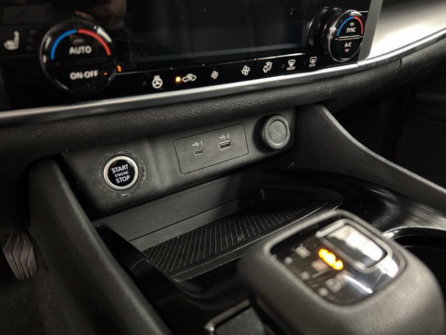 Used 2023 Nissan Rogue SV w/ SV Premium B Package AWD/4WD image 15