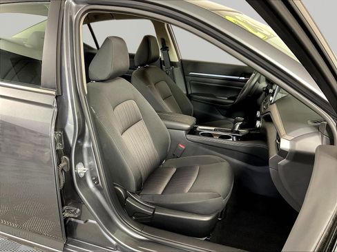 Used 2023 Nissan Altima 2.5 SV FWD image 28
