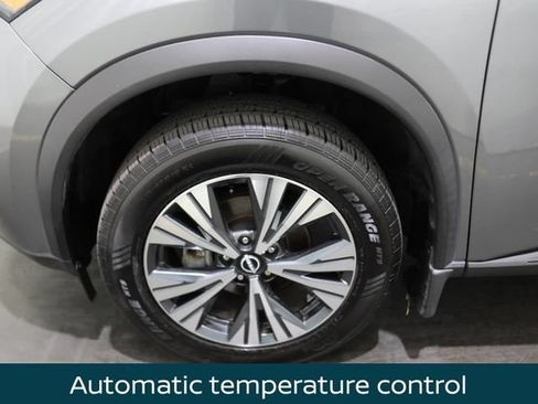 Certified 2023 Nissan Rogue SV AWD/4WD image 6
