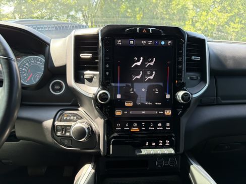 Certified 2022 RAM 1500 Big Horn AWD/4WD image 23