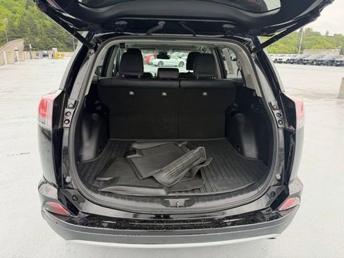 Used 2018 Toyota RAV4 Limited w/ All Weather Liner Package image 9