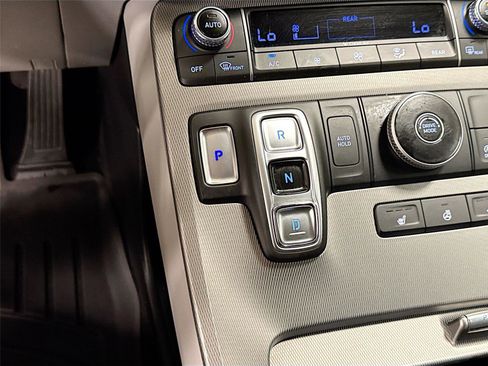 Used 2022 Hyundai Palisade SEL w/ Premium Package image 17