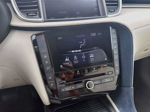 Used 2019 INFINITI QX50 Essential w/ Sensory Package FWD image 35