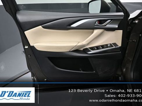 Used 2016 MAZDA CX-9 Touring AWD/4WD image 23