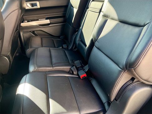 Used 2022 Ford Explorer Limited w/ Equipment Group 301A image 26