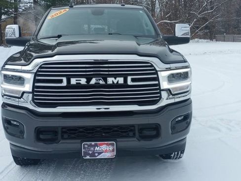 Used 2024 RAM 2500 Laramie image 2