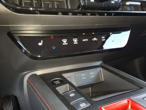 New 2026 Nissan Kicks SR w/ Cold Weather Package image 14