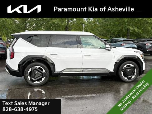 New 2026 Kia EV9 Land AWD/4WD image 6