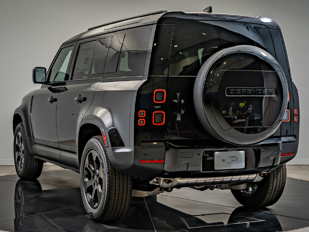 New 2026 Land Rover Defender 110 S AWD/4WD image 6