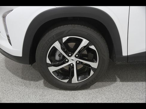Certified 2024 Chevrolet Trax RS FWD image 21