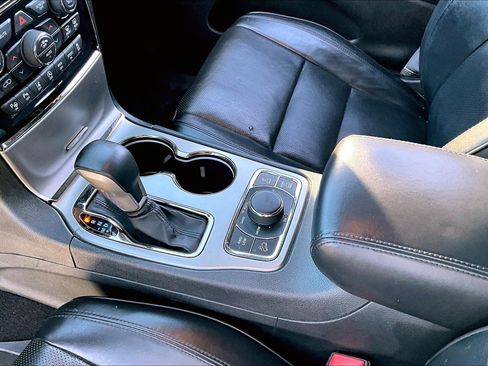 Used 2019 Jeep Grand Cherokee High Altitude image 18