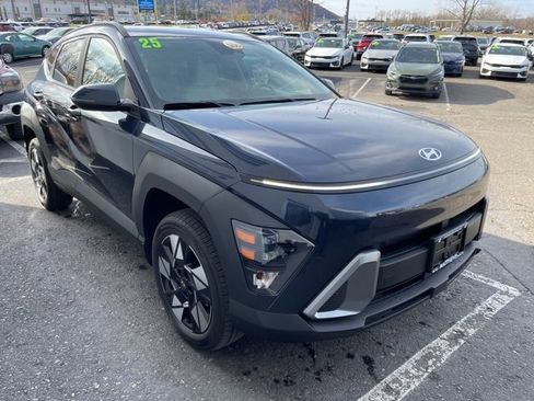 Used 2025 Hyundai Kona SEL image 6