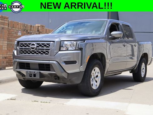 Used 2024 Nissan Frontier SV AWD/4WD image 1