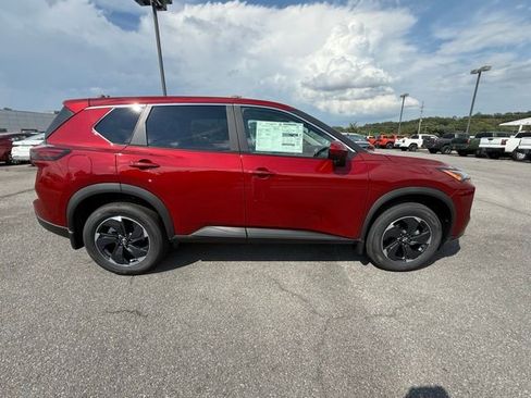 New 2026 Nissan Rogue SV image 4