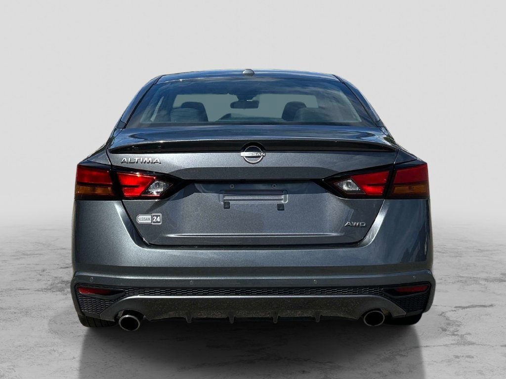 Certified 2025 Nissan Altima 2.5 SV w/ SV Special Edition Package AWD/4WD image 4