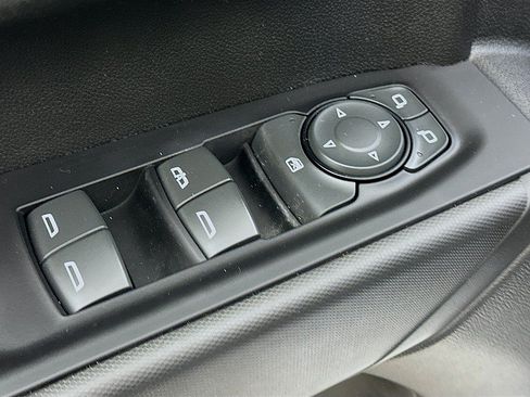 Used 2022 Chevrolet Silverado 1500 Custom Trail Boss AWD/4WD image 16