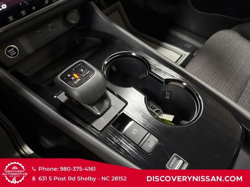Certified 2023 Nissan Rogue SV FWD image 20