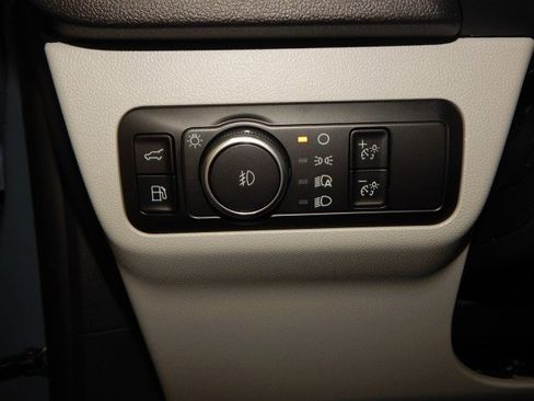 New 2026 Ford Escape Base w/ PHEV Premium Package image 19