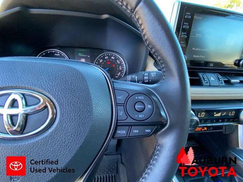 Certified 2021 Toyota RAV4 XLE Premium AWD/4WD image 42