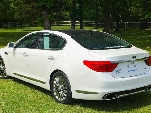 Used 2015 Kia K900 Luxury RWD image 4