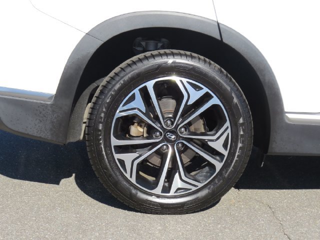Used 2019 Hyundai Santa Fe FWD image 10