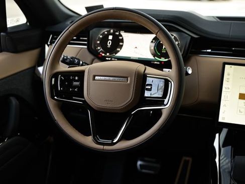 New 2026 Land Rover Range Rover Sport Dynamic SE AWD/4WD image 39
