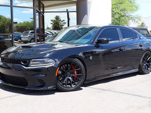 Used 2016 Dodge Charger SRT Hellcat RWD image 2