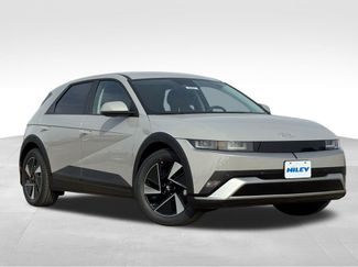 New 2026 Hyundai Ioniq 5 SEL video 2