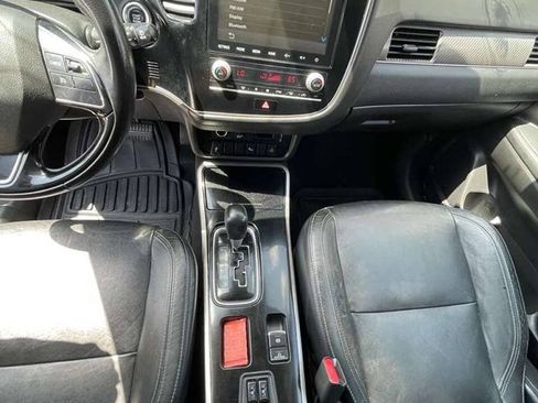 Used 2020 Mitsubishi Outlander SEL FWD image 7