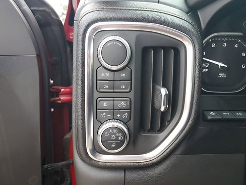 Used 2019 GMC Sierra 1500 AT4 w/ AT4 Premium Package image 33