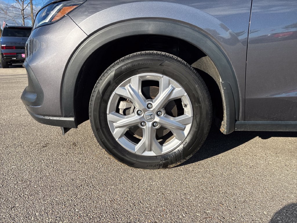 Used 2023 Honda HR-V LX image 28