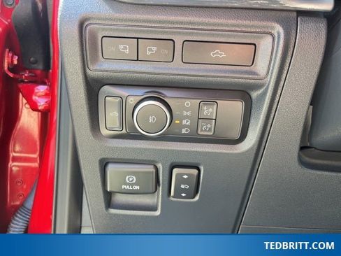 Certified 2021 Ford F150 Lariat w/ Equipment Group 502A High image 43