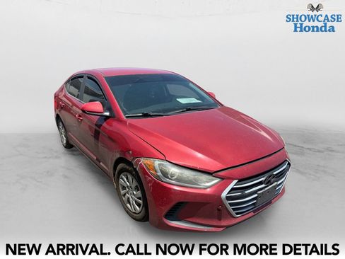 Used 2017 Hyundai Elantra SE FWD image 6