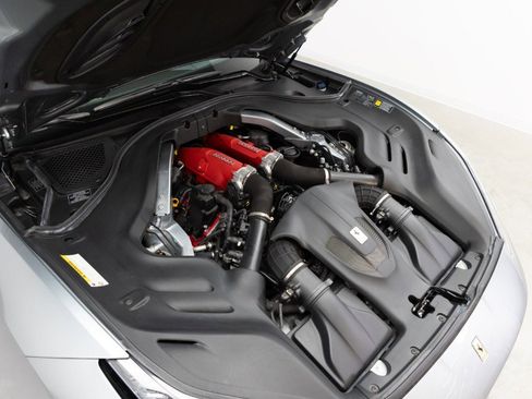 Certified 2019 Ferrari Portofino image 88