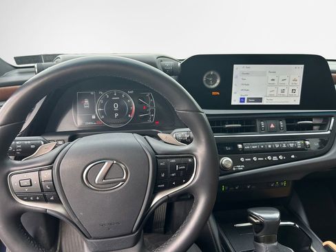 Used 2024 Lexus ES 350 w/ Premium Package FWD image 16