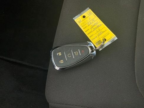 Used 2018 Chevrolet Camaro LT image 17