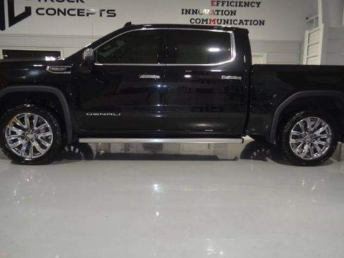 Used 2024 GMC Sierra 1500 Denali w/ Denali Reserve Package image 4