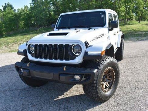 Used 2024 Jeep Wrangler Unlimited Rubicon 392 AWD/4WD image 12