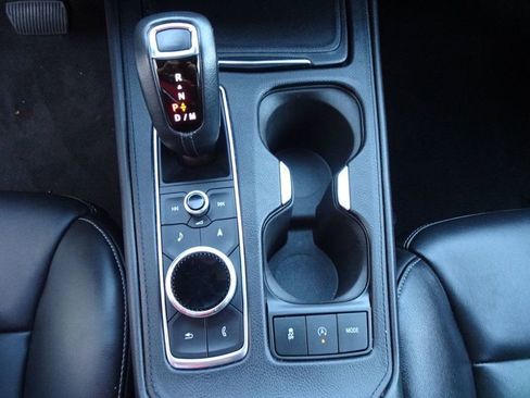 Used 2019 Cadillac XT4 Premium Luxury w/ Technology Package image 17