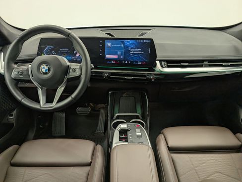 Used 2025 BMW X1 xDrive28i w/ Convenience Package AWD/4WD image 17