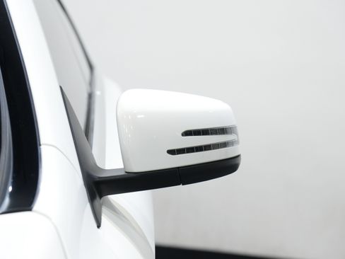 Used 2015 Mercedes-Benz CLA 250 image 11